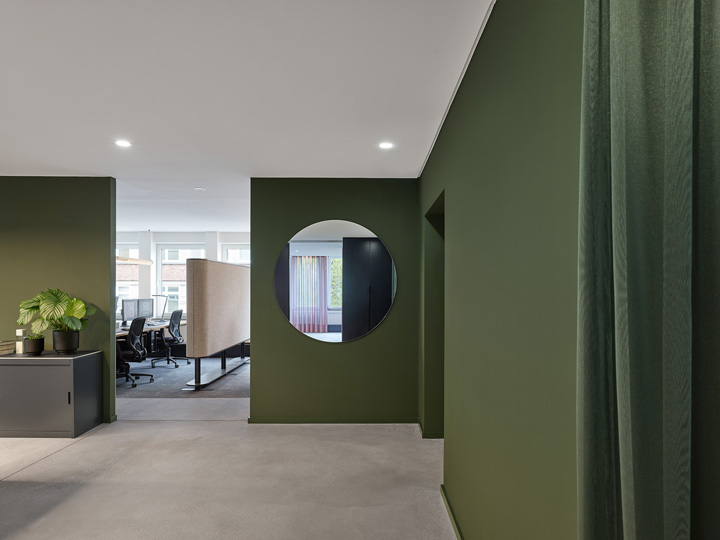 点击浏览大图 时尚工业美学 德国建筑设计公司Scope办公设计欣赏